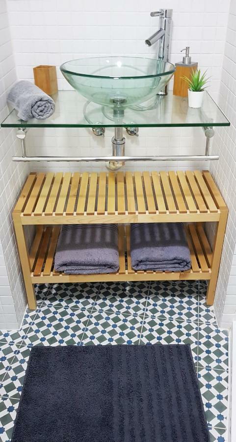 * 5 Star Apartment In Historic District * Walk 2 Alfama! Lisbon Bagian luar foto