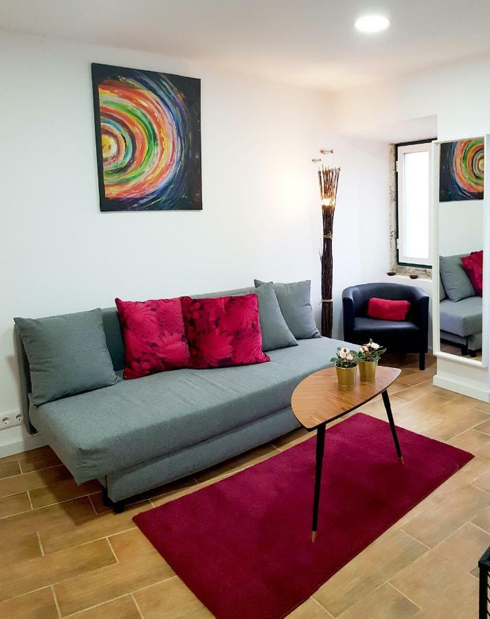 * 5 Star Apartment In Historic District * Walk 2 Alfama! Lisbon Bagian luar foto